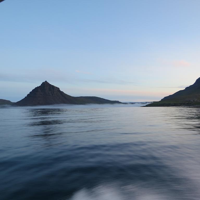 Urdartindur Guesthouse And Cottages Northurfjorthur Екстер'єр фото