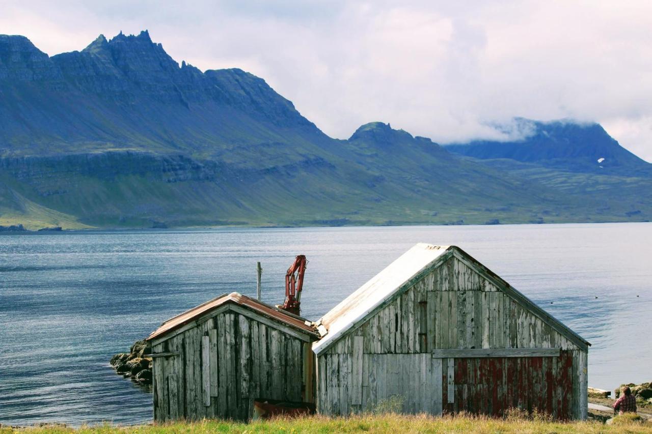 Urdartindur Guesthouse And Cottages Northurfjorthur Екстер'єр фото
